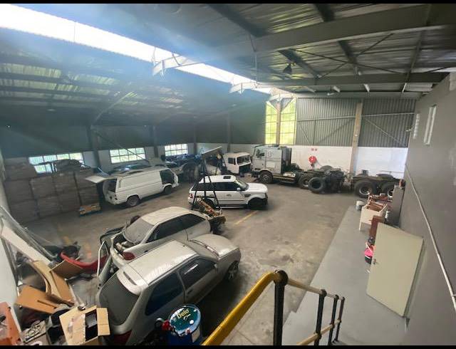 554M² WAREHOUSE TO LET IN WESTMEAD
